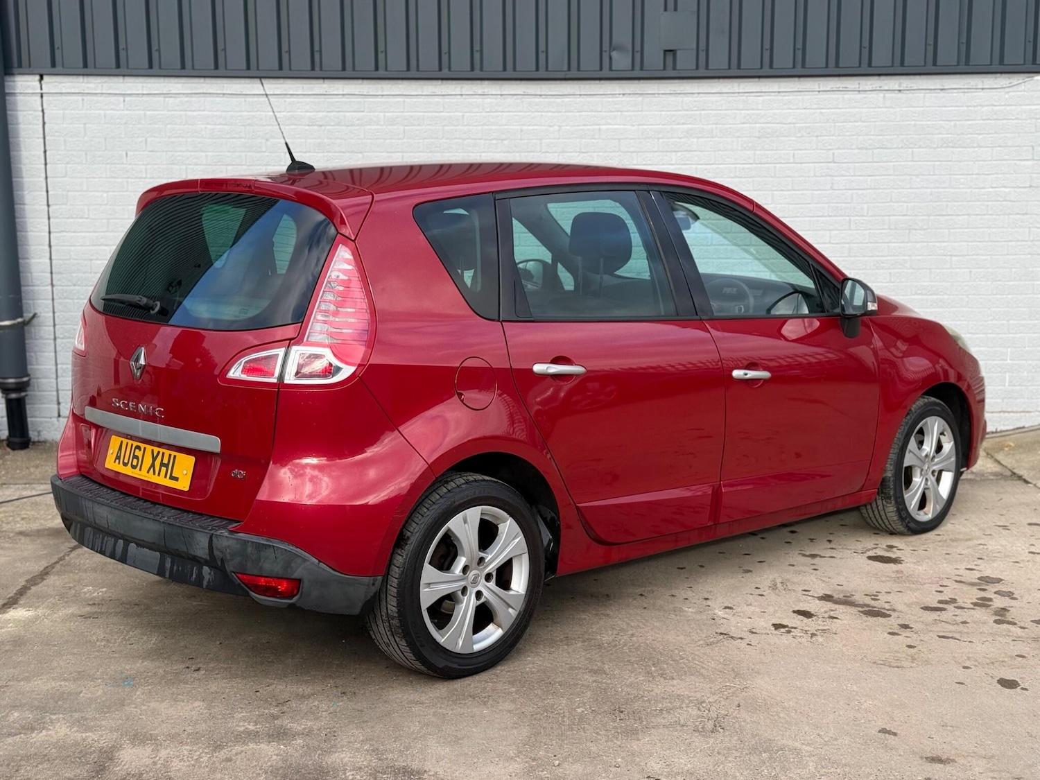 Used Renault Scenic 2011 for sale - 76913423: Photo 8