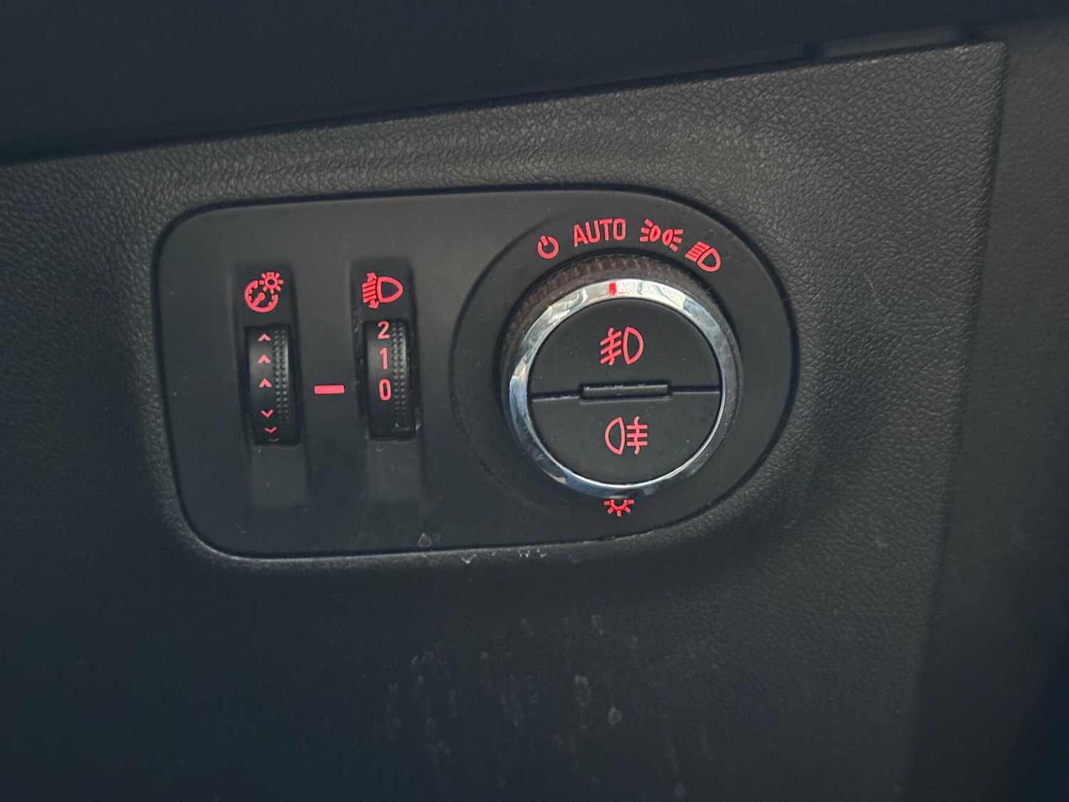 Used Vauxhall Corsa 2016 for sale - 76657305: Photo 15