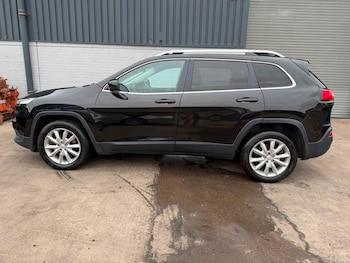 Used Jeep Cherokee 2014 for sale - 79464480: Photo