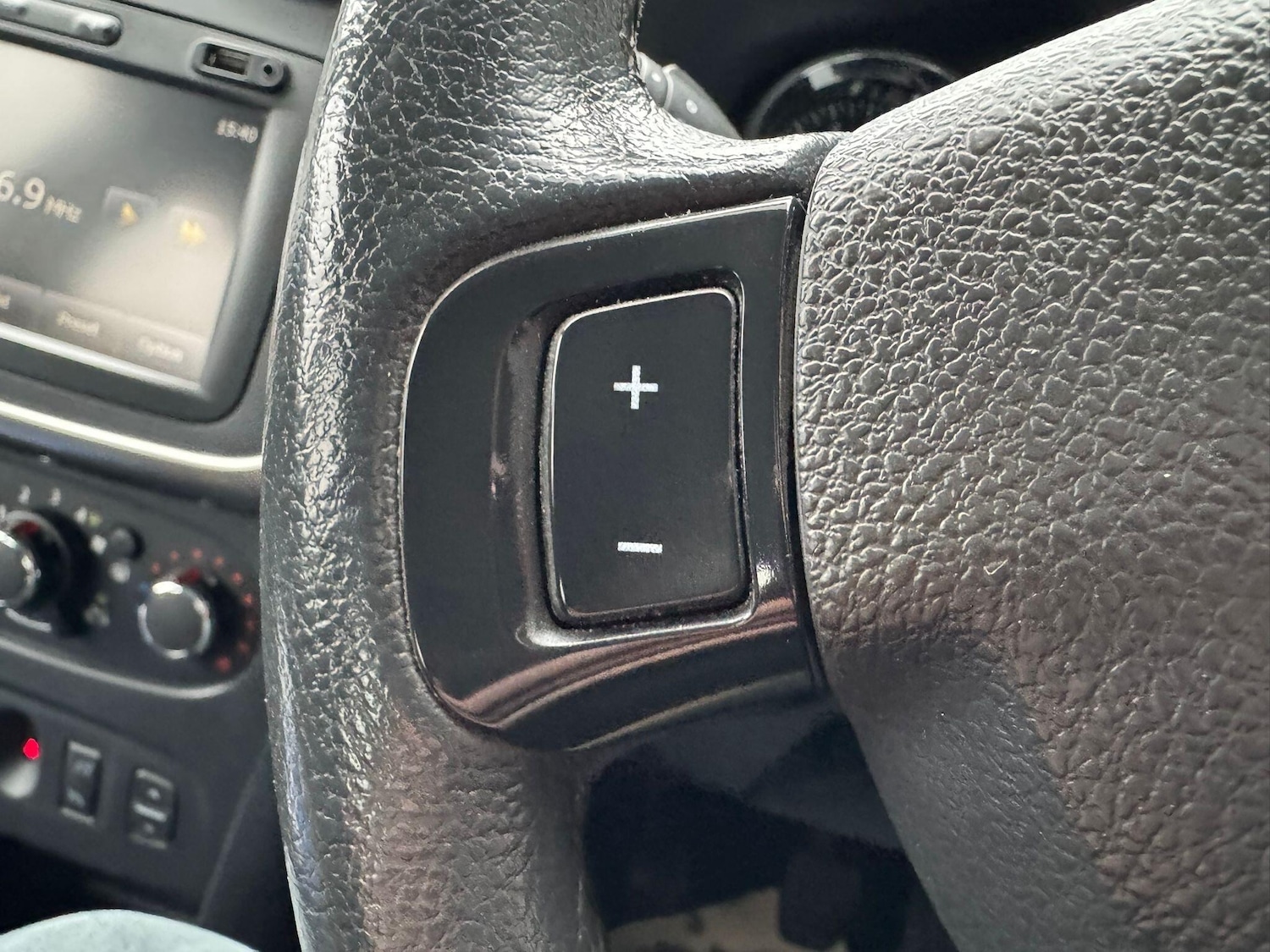 Used Dacia Sandero for sale - 77658295: Photo 23