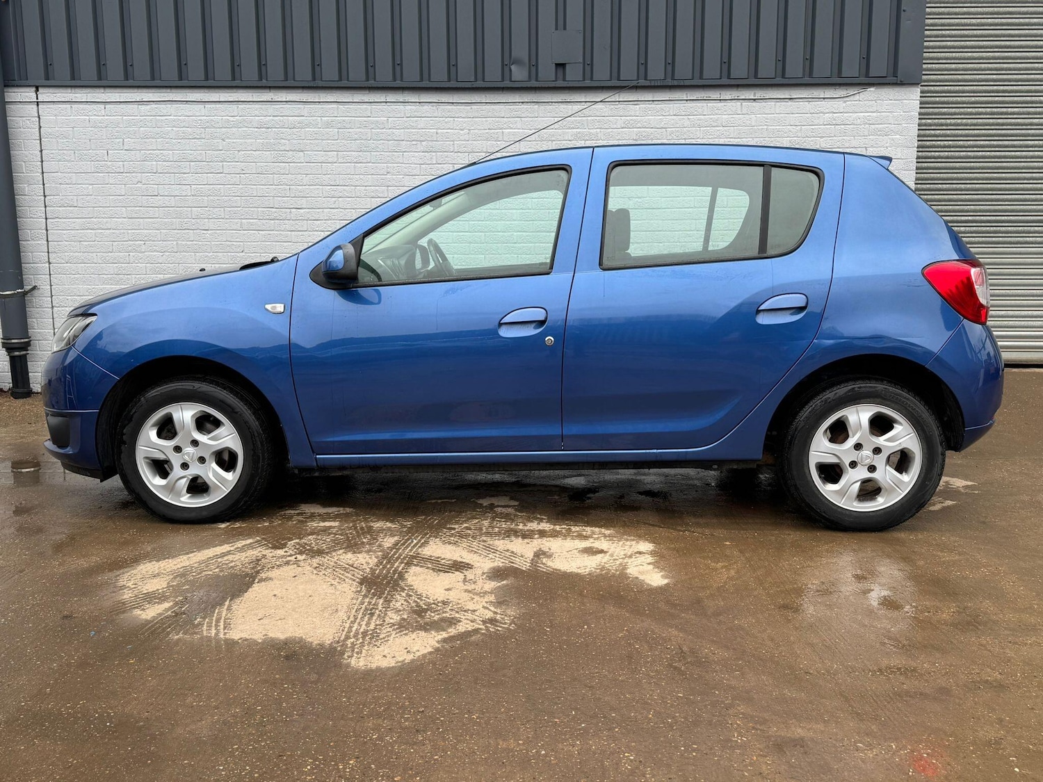 Used Dacia Sandero for sale - 77658295: Photo 4