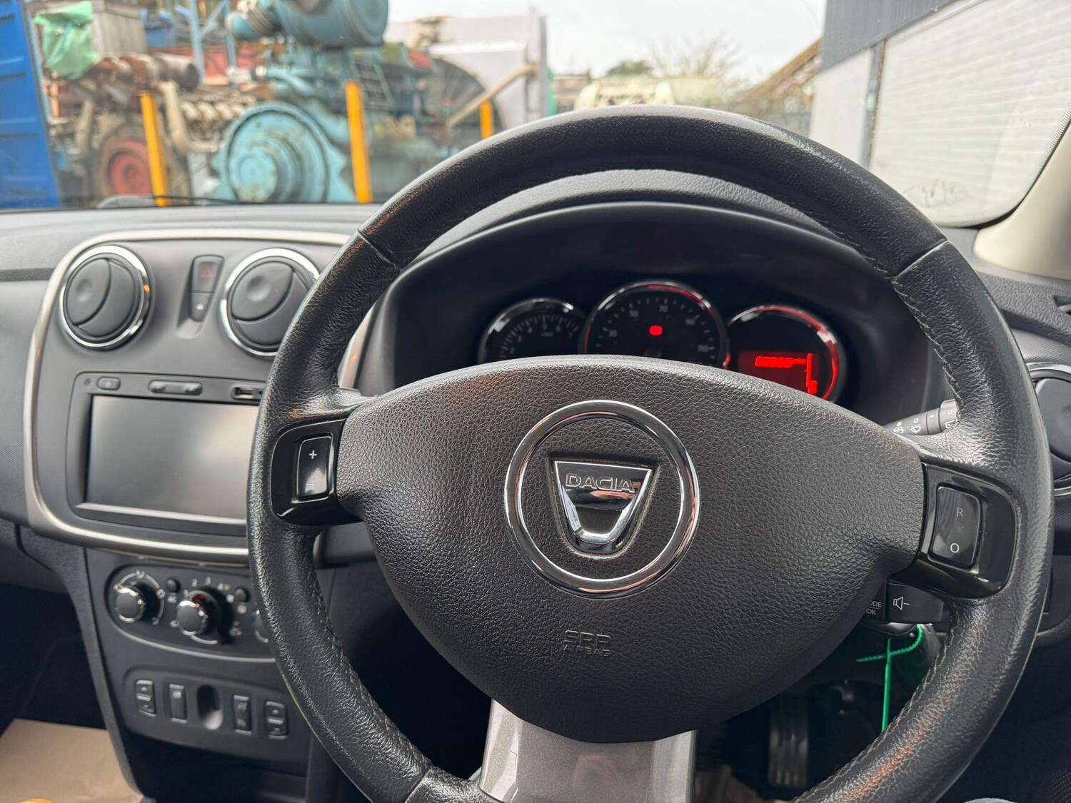 Used Dacia Sandero for sale - 77658295: Photo 40