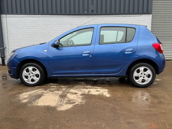 Used Dacia Sandero 2013 for sale - 77658295: Photo
