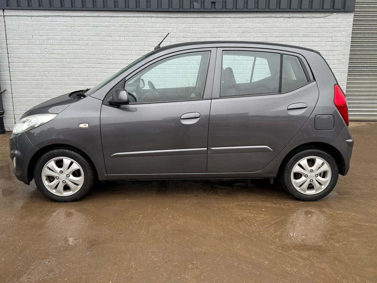 Used Hyundai i10 for sale - 77510313: Photo 5
