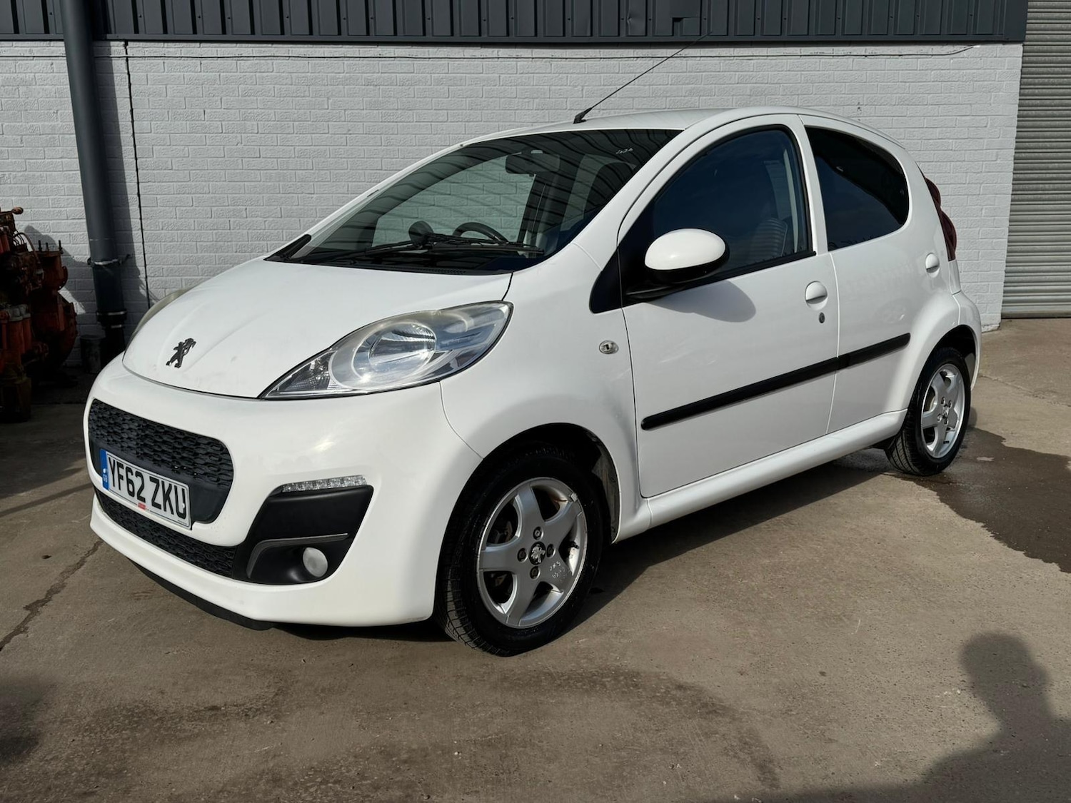 Used Peugeot 107 2013 for sale - 77737694: Photo 3