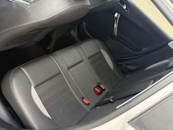 Used Peugeot 2008 2017 for sale - 75626804: Photo 12