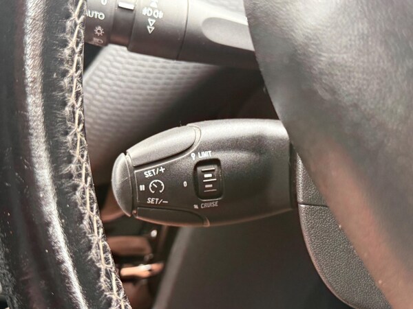 Used Peugeot 2008 2017 for sale - 75626804: Photo 19