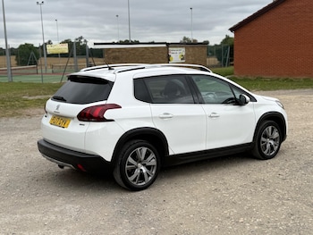 Used Peugeot 2008 2017 for sale - 75626804: Photo