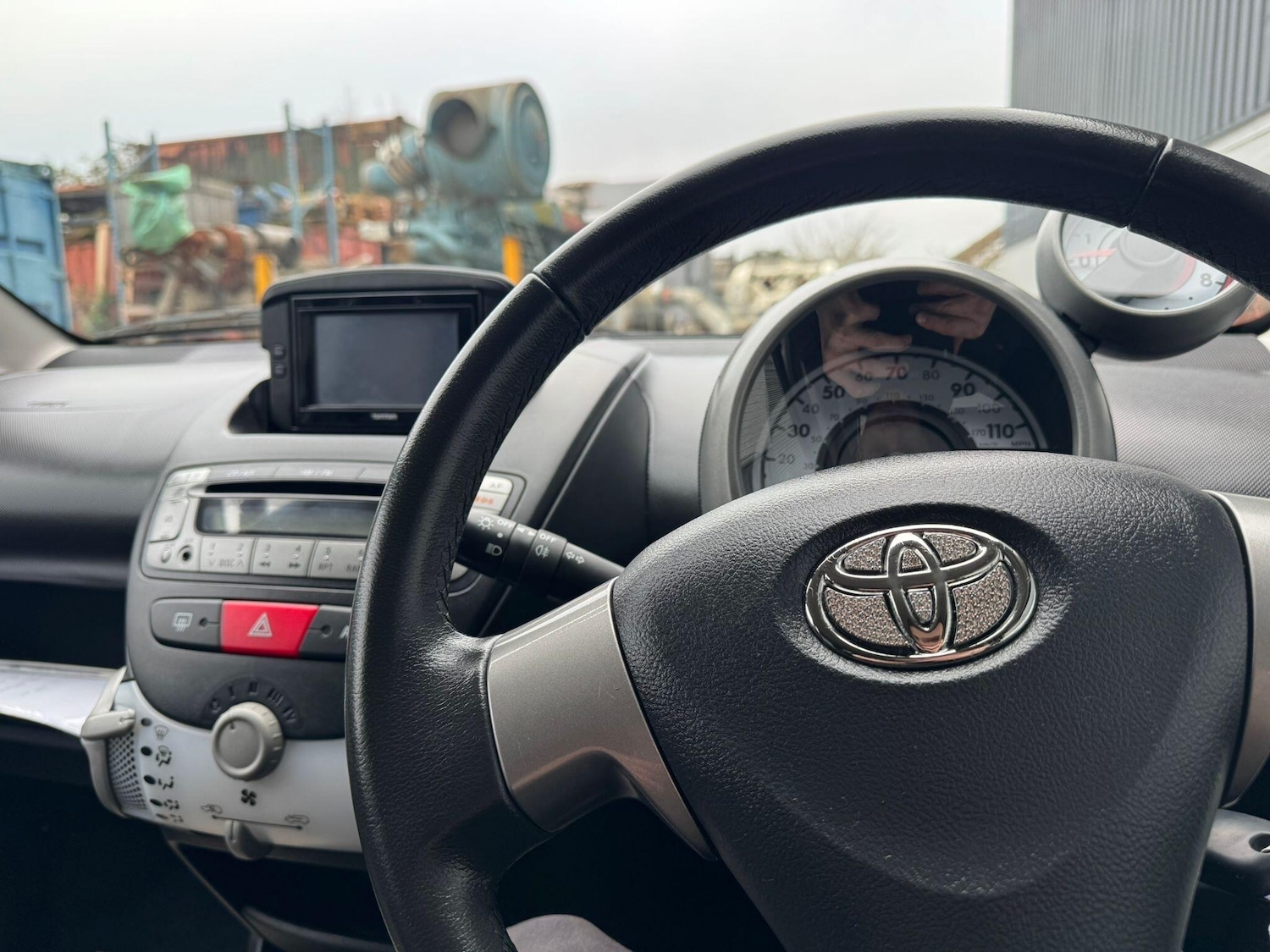 Used Toyota AYGO 2013 for sale - 77807976: Photo 30