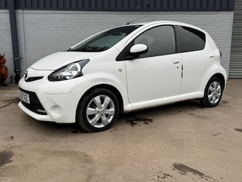 Used Toyota AYGO 2013 for sale - 77807976: Photo
