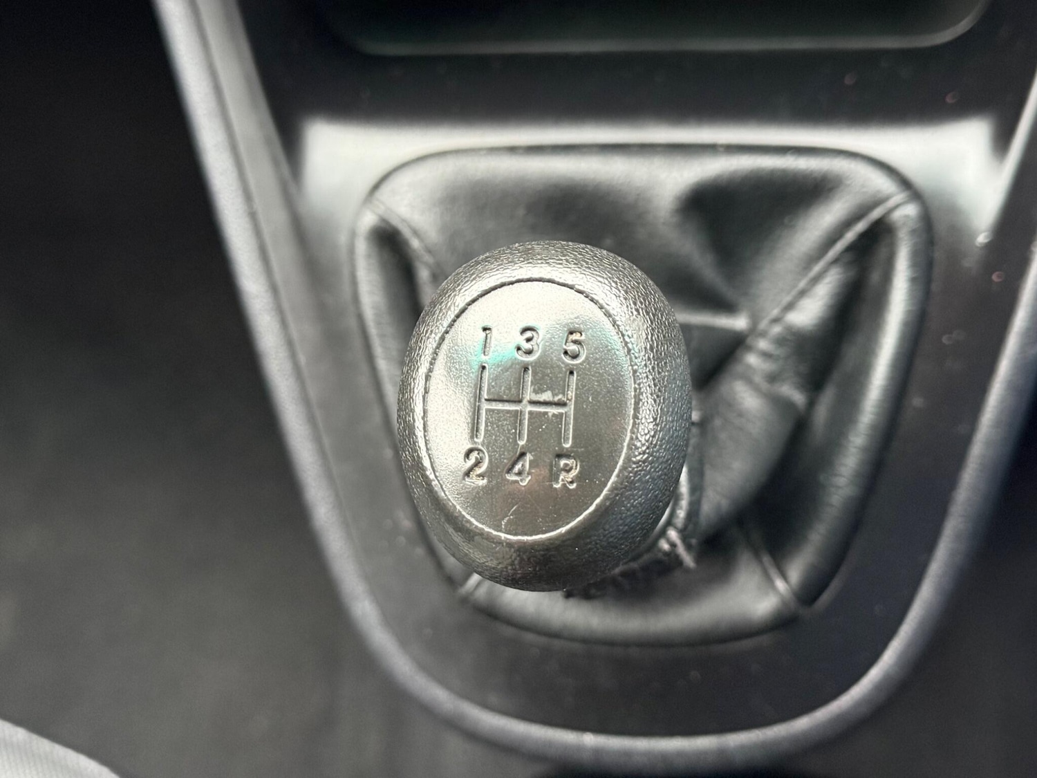 Used Hyundai i10 2010 for sale - 76562463: Photo 10