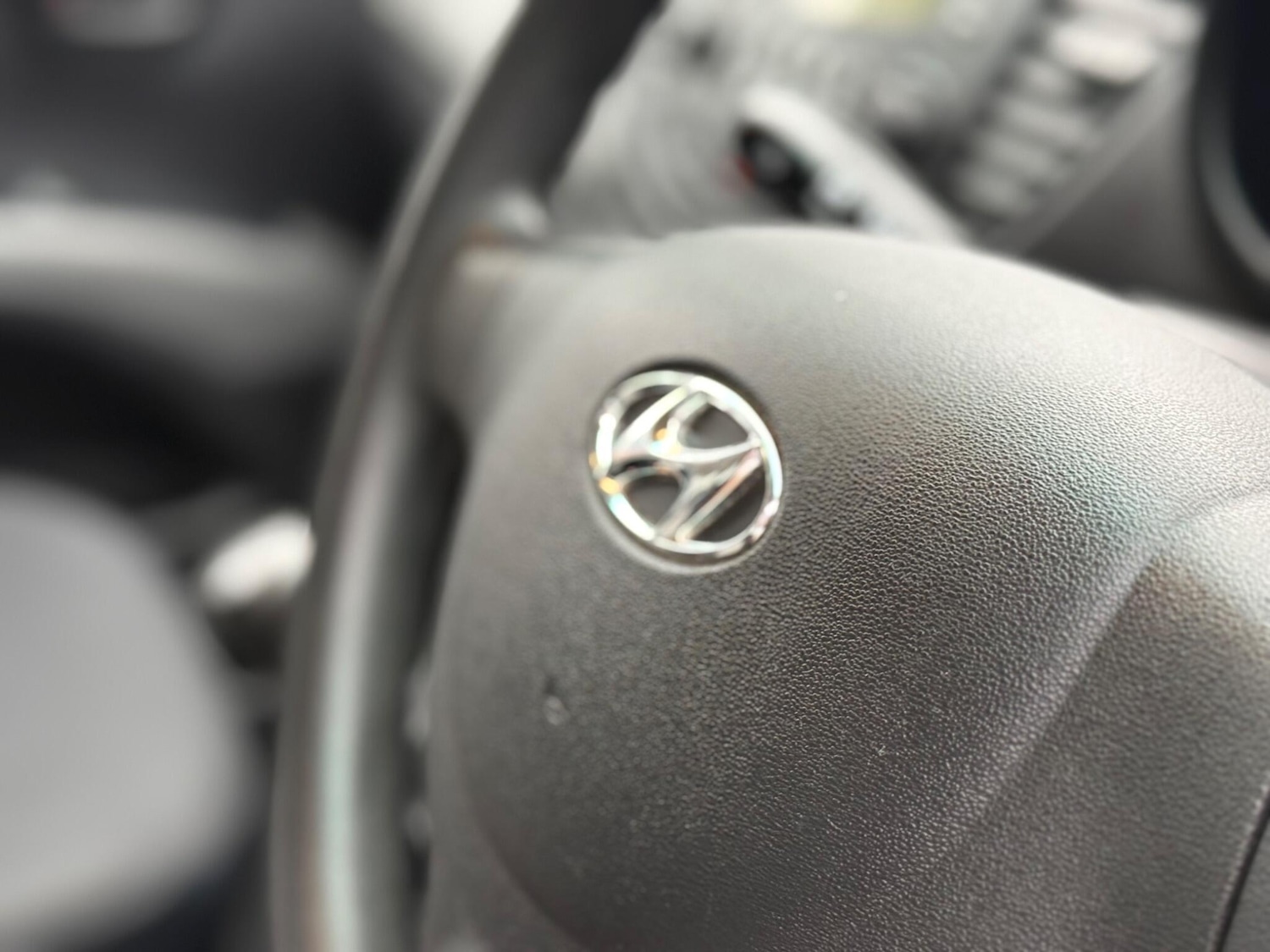 Used Hyundai i10 2010 for sale - 76562463: Photo 13