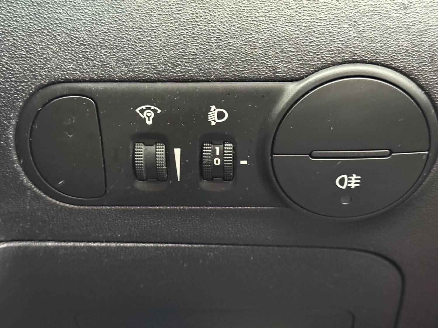 Used Hyundai i10 2010 for sale - 76562463: Photo 15