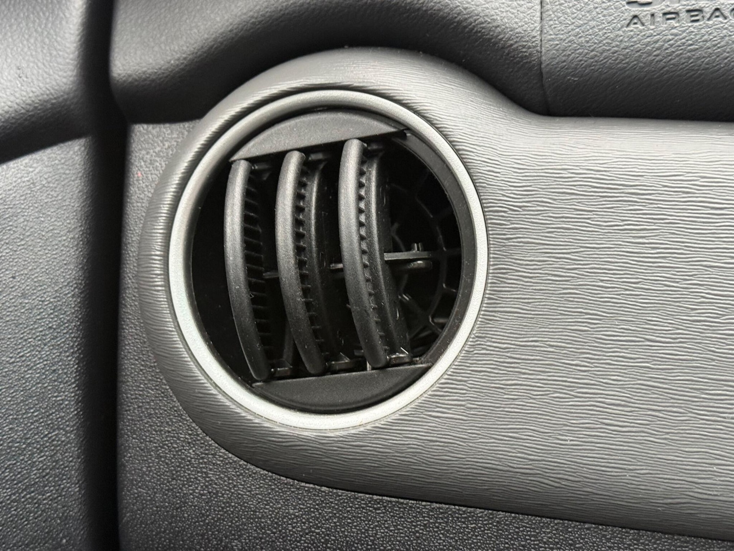 Used Hyundai i10 2010 for sale - 76562463: Photo 16