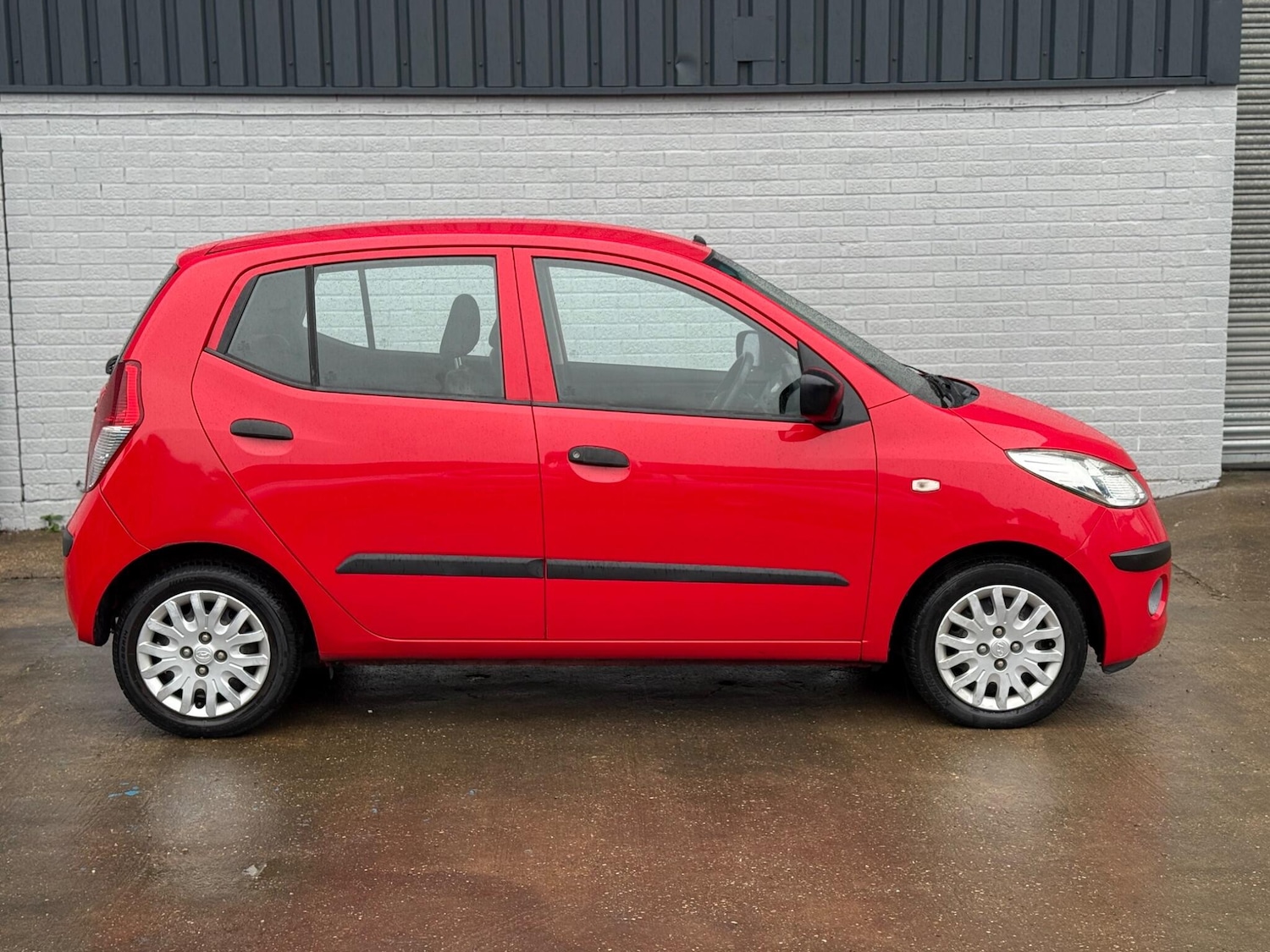 Used Hyundai i10 2010 for sale - 76562463: Photo 7