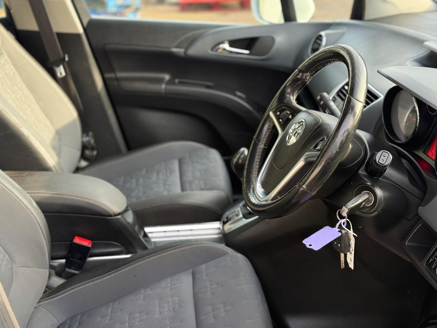 Used Vauxhall Meriva 2014 for sale - 77203673: Photo 11