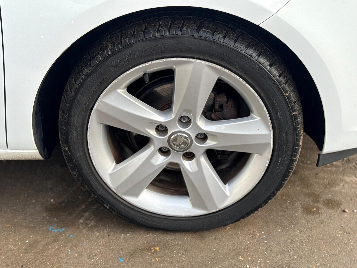 Used Vauxhall Meriva 2014 for sale - 77203673: Photo 23