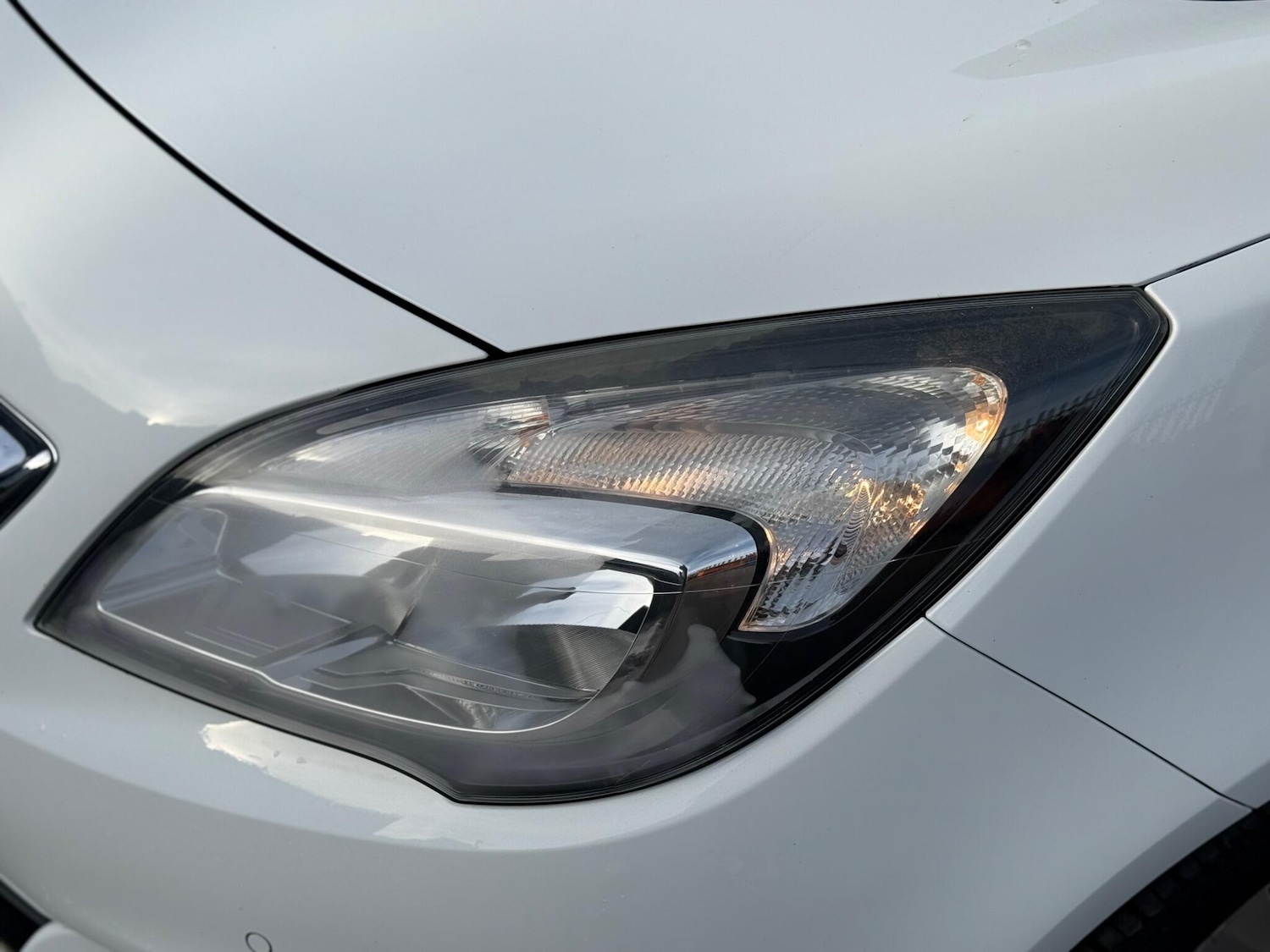 Used Vauxhall Meriva 2014 for sale - 77203673: Photo 33