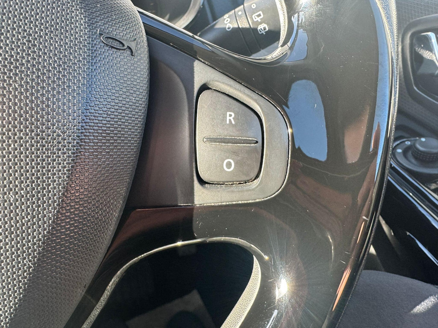 Used Renault Clio 2014 for sale - 77314964: Photo 14