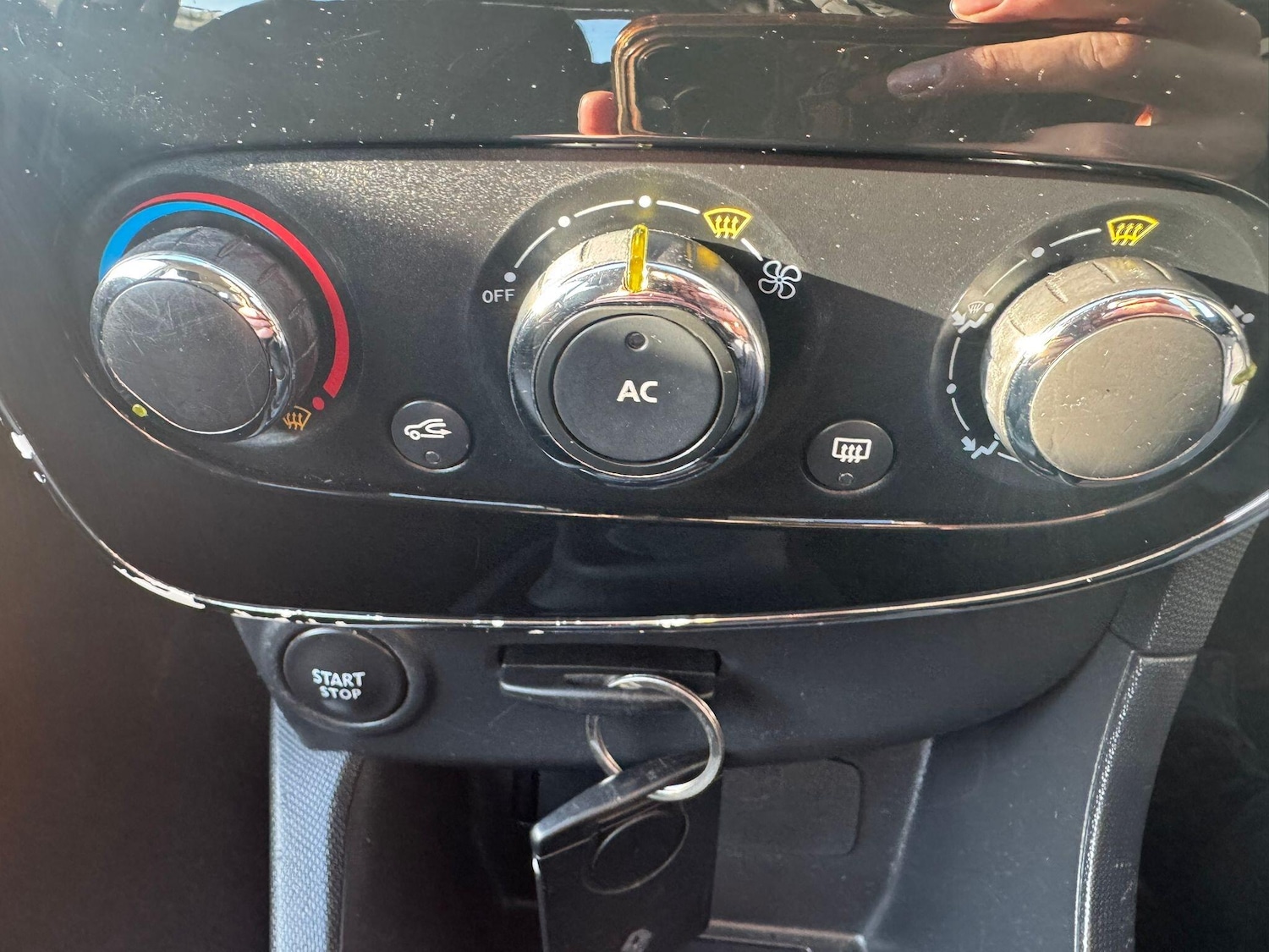 Used Renault Clio 2014 for sale - 77314964: Photo 18