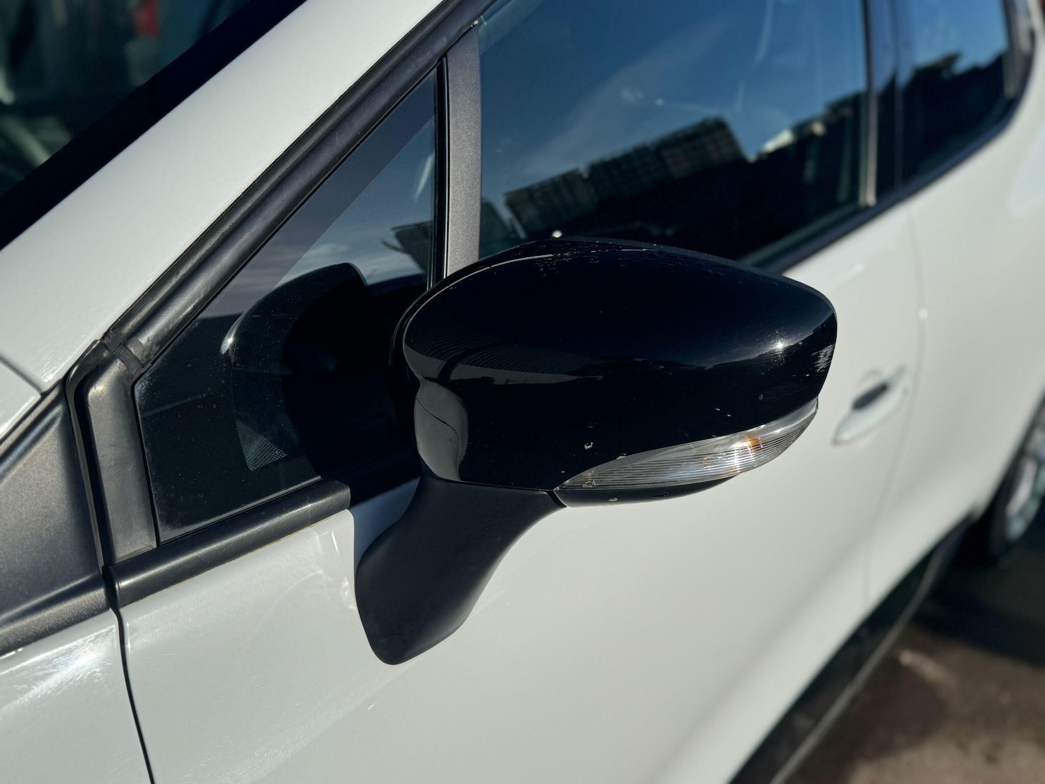 Used Renault Clio 2014 for sale - 77314964: Photo 31