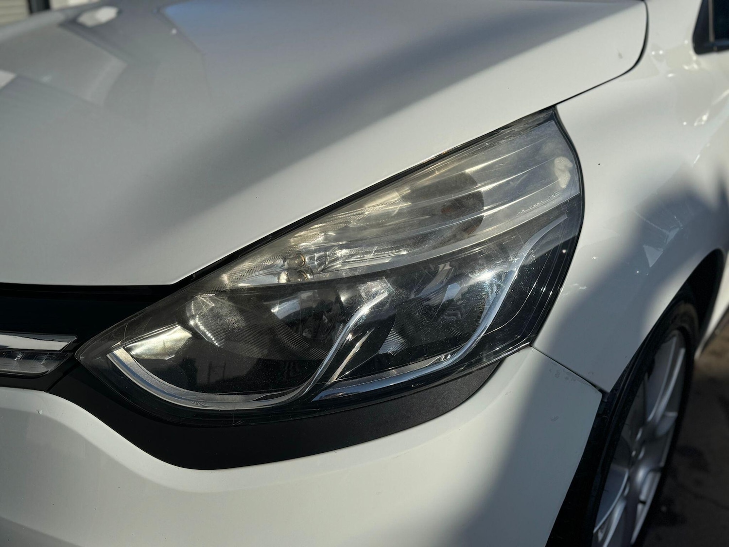 Used Renault Clio 2014 for sale - 77314964: Photo 38