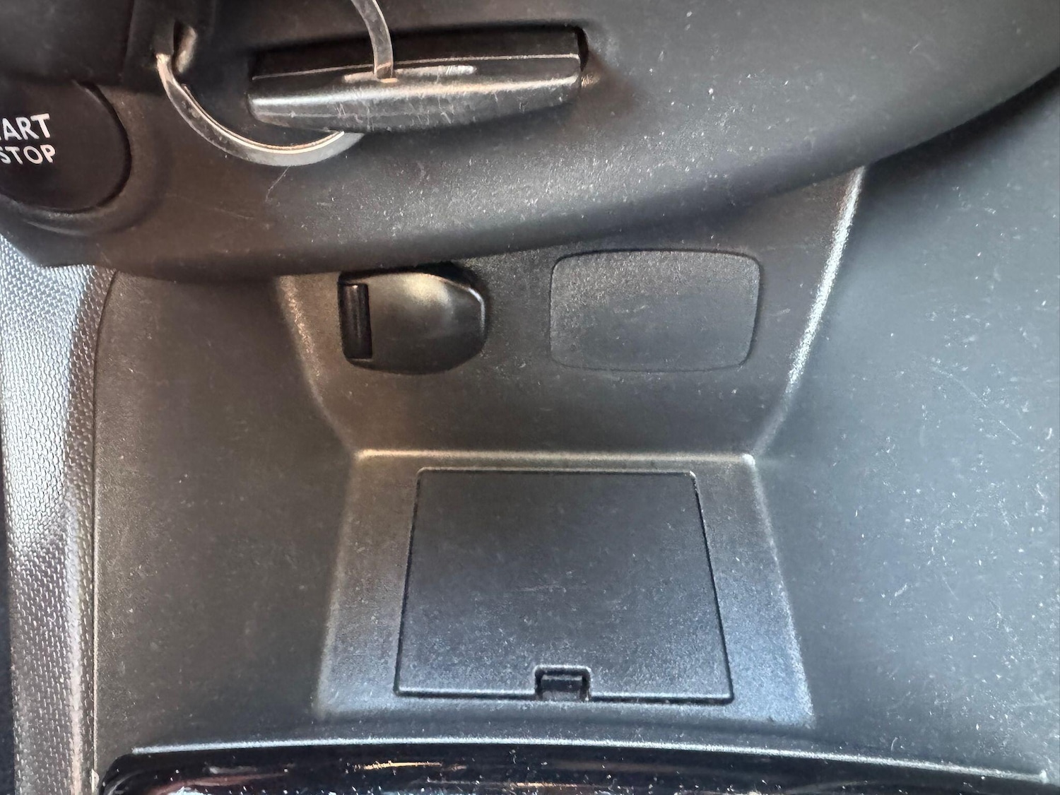 Used Renault Clio 2014 for sale - 77314964: Photo 42