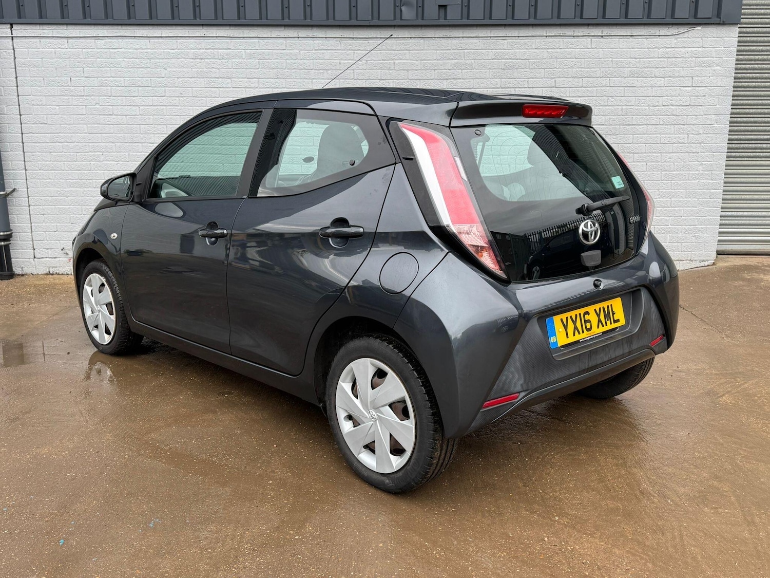 Used Toyota AYGO for sale - 77625537: Photo 5