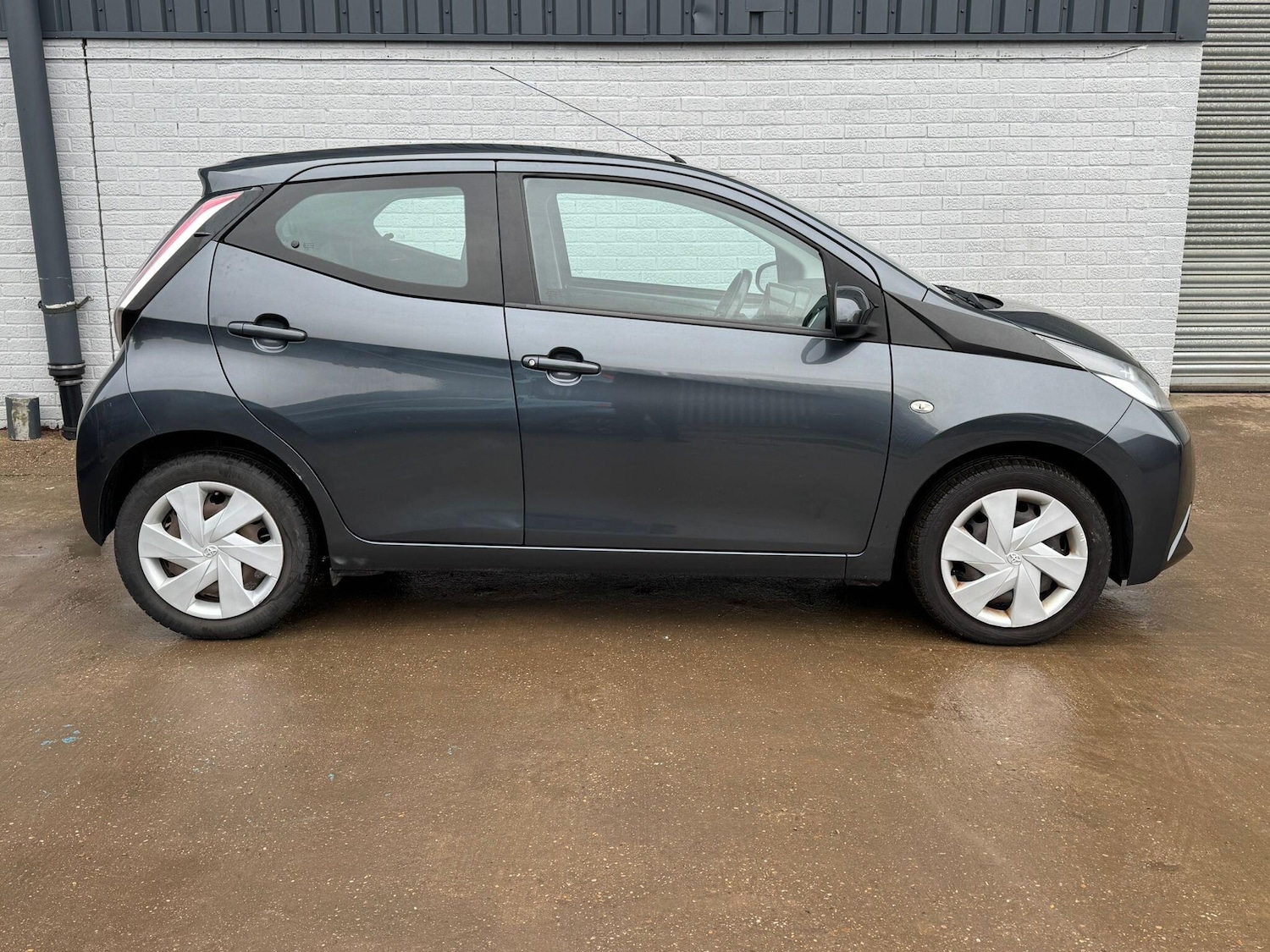 Used Toyota AYGO for sale - 77625537: Photo 7