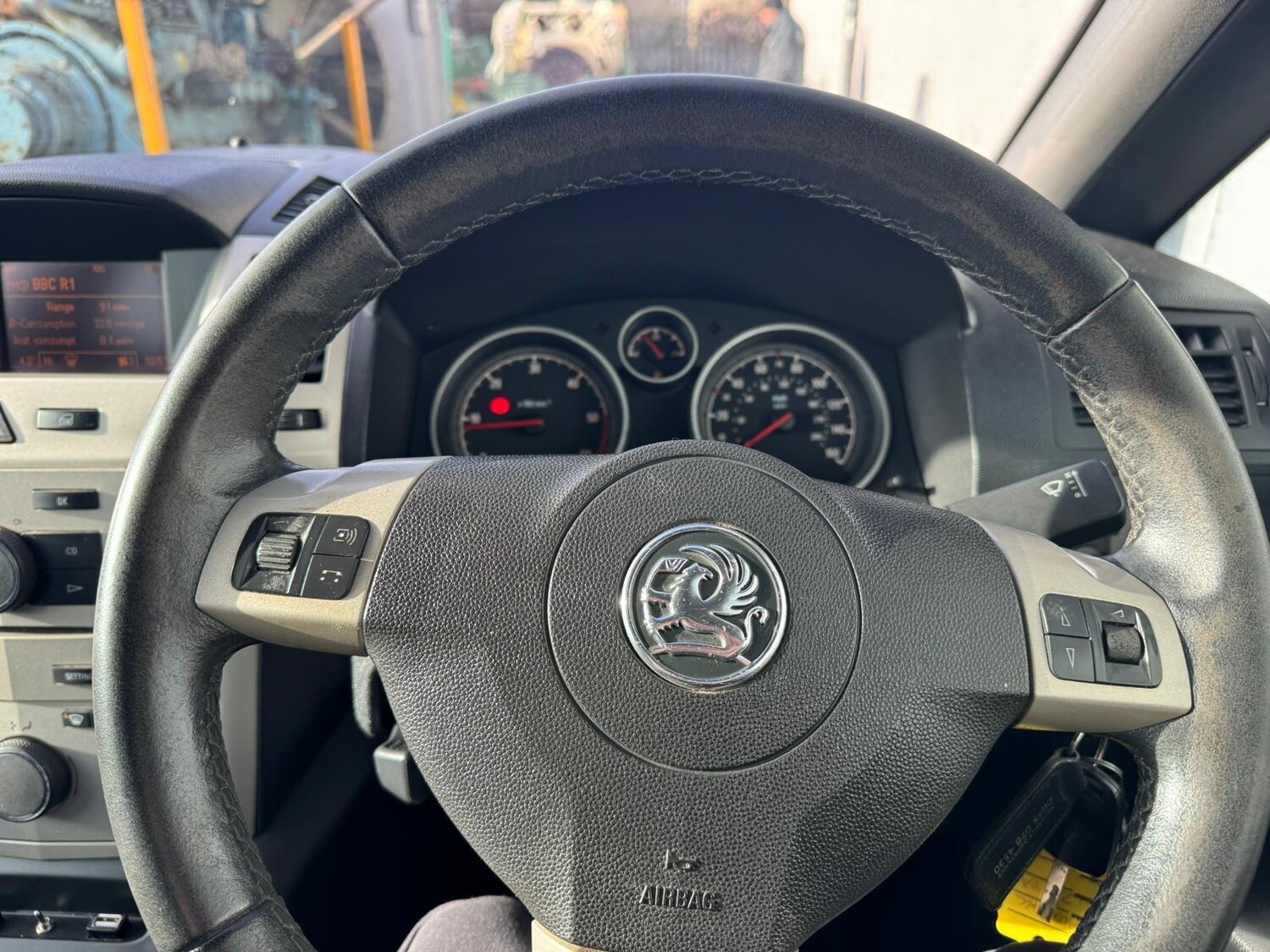 Used Vauxhall Zafira for sale - 77351964: Photo 34