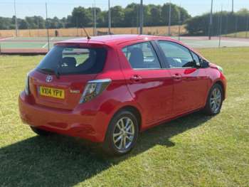 Used Toyota Yaris 2014 for sale - 75225165: Photo