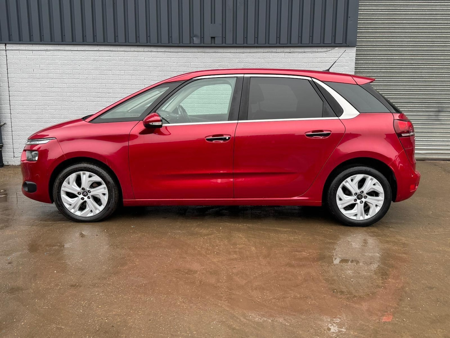 Used Citroen C4 Picasso for sale - 77510287: Photo 5