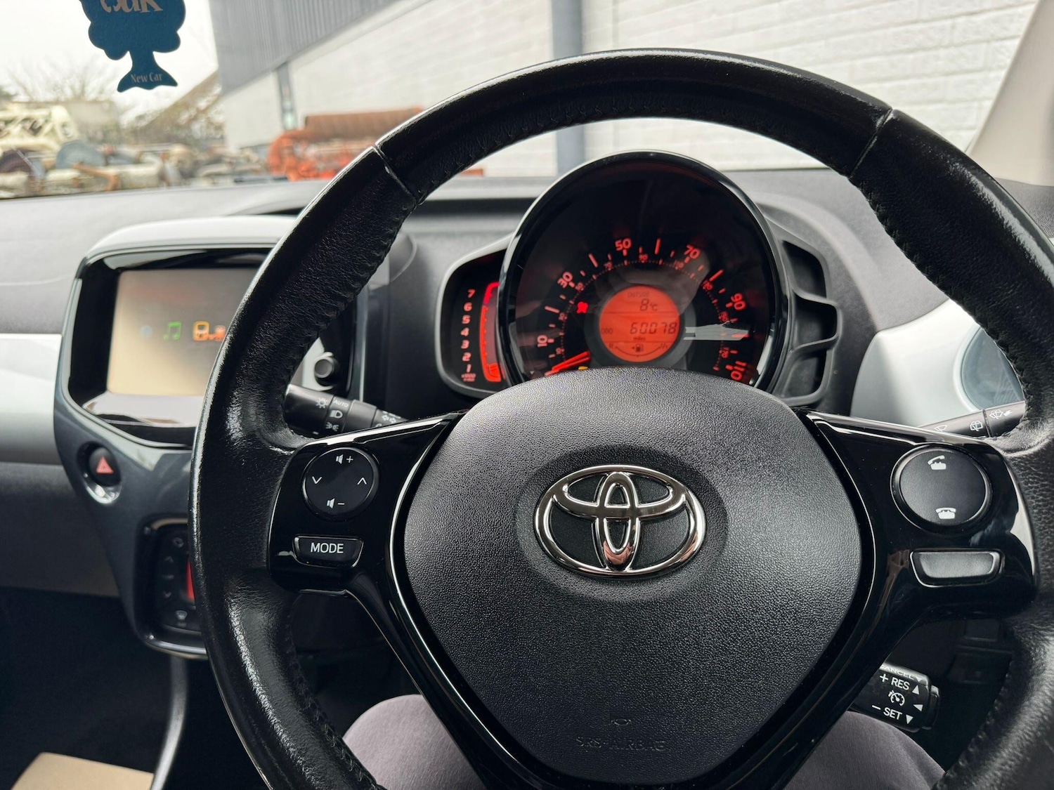 Used Toyota AYGO 2016 for sale - 77853262: Photo 23