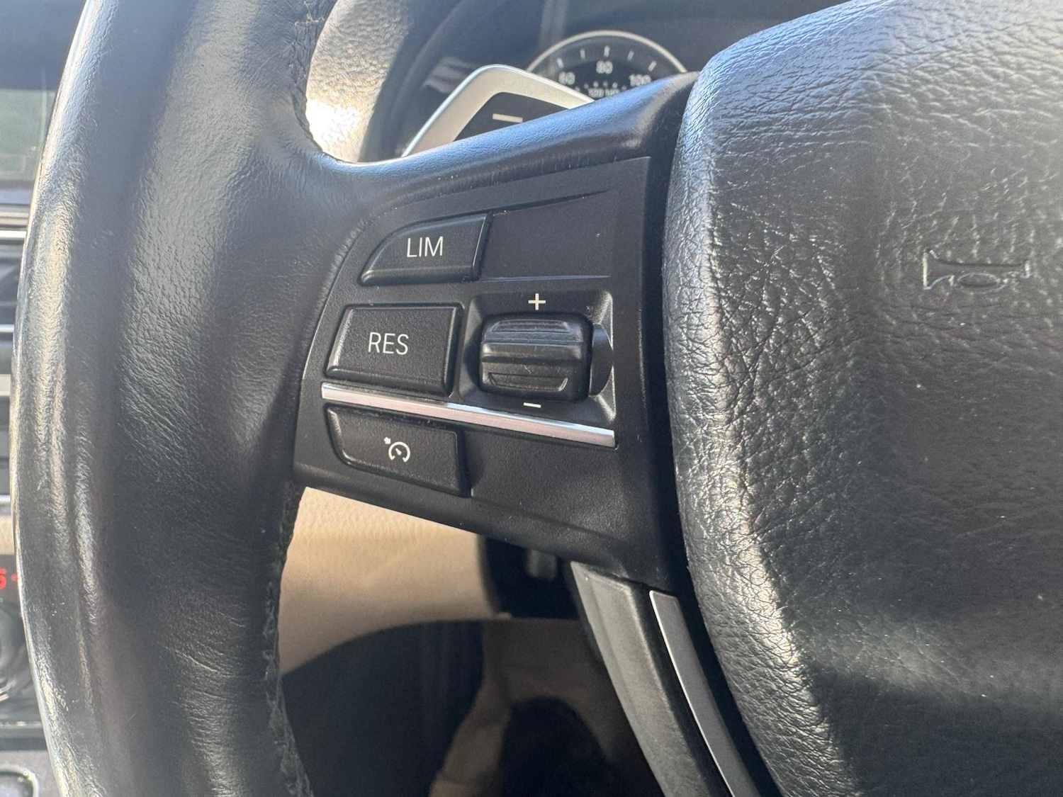 Used BMW 5 Series 2011 for sale - 78019862: Photo 19