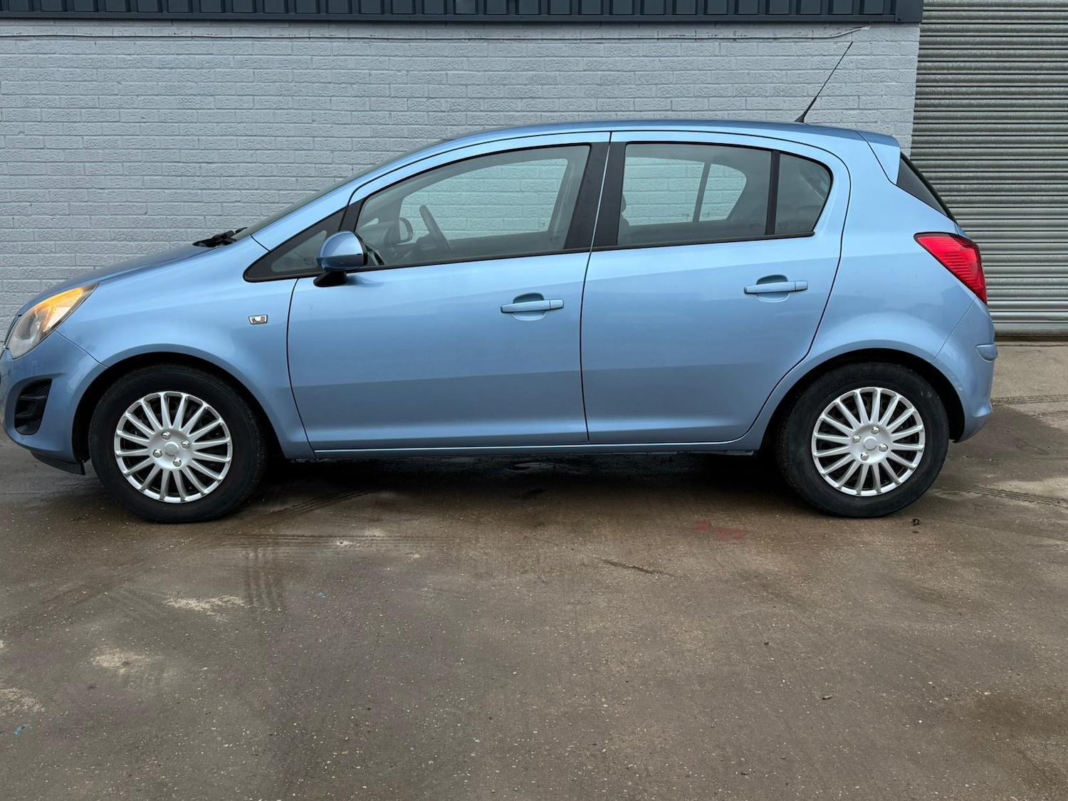 Used Vauxhall Corsa 2014 for sale - 77040511: Photo 5