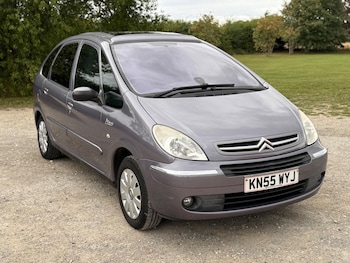 2005 (55) - 1.6 HDi Exclusive 5dr