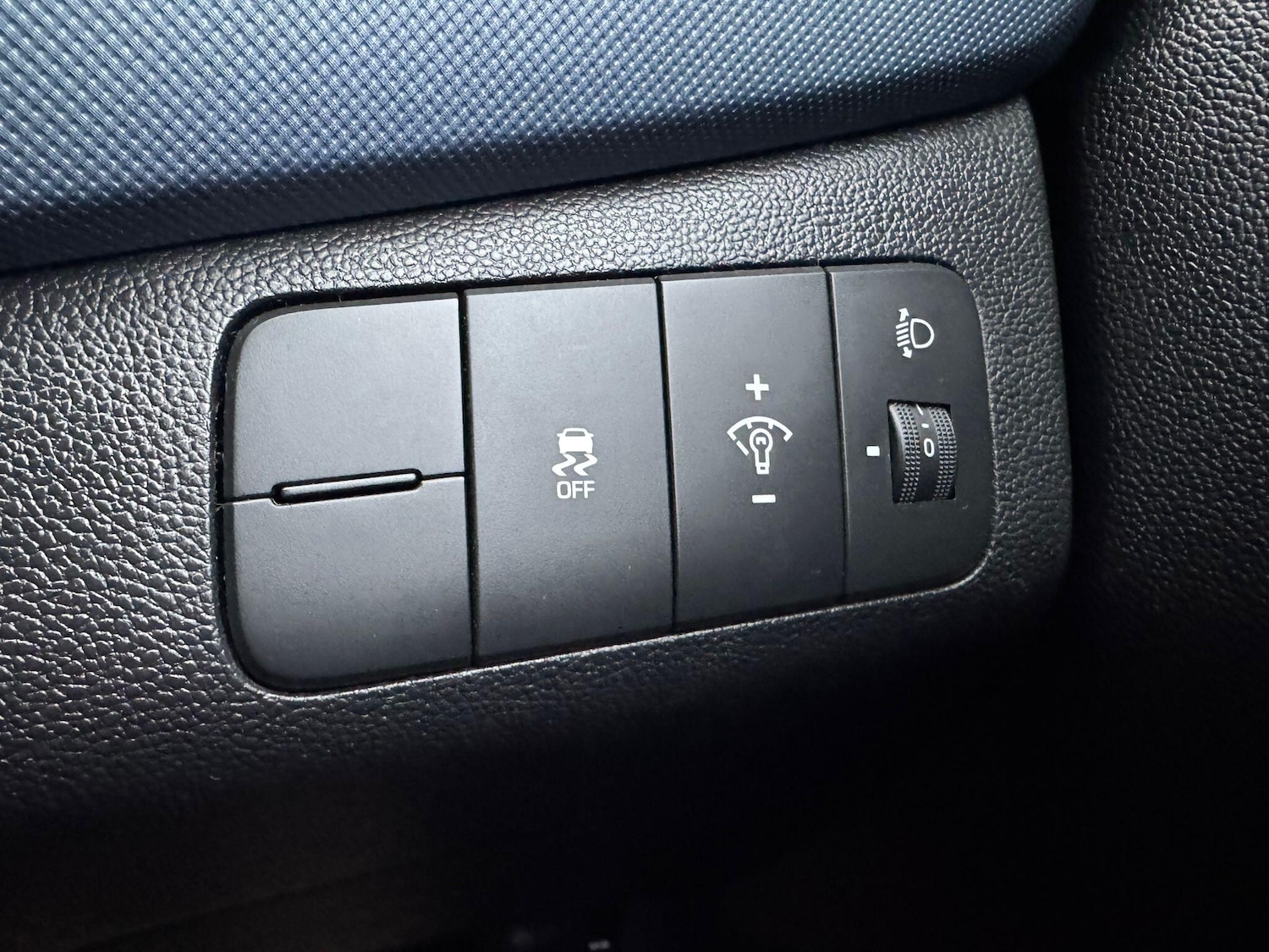 Used Hyundai i10 2015 for sale - 77510196: Photo 20