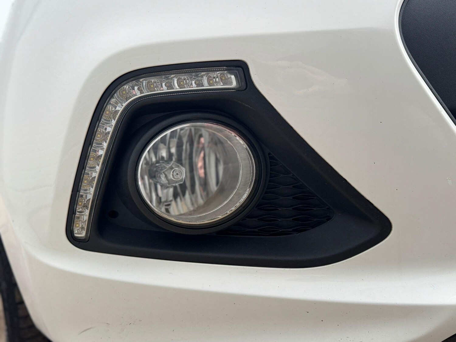 Used Hyundai i10 2015 for sale - 77510196: Photo 40