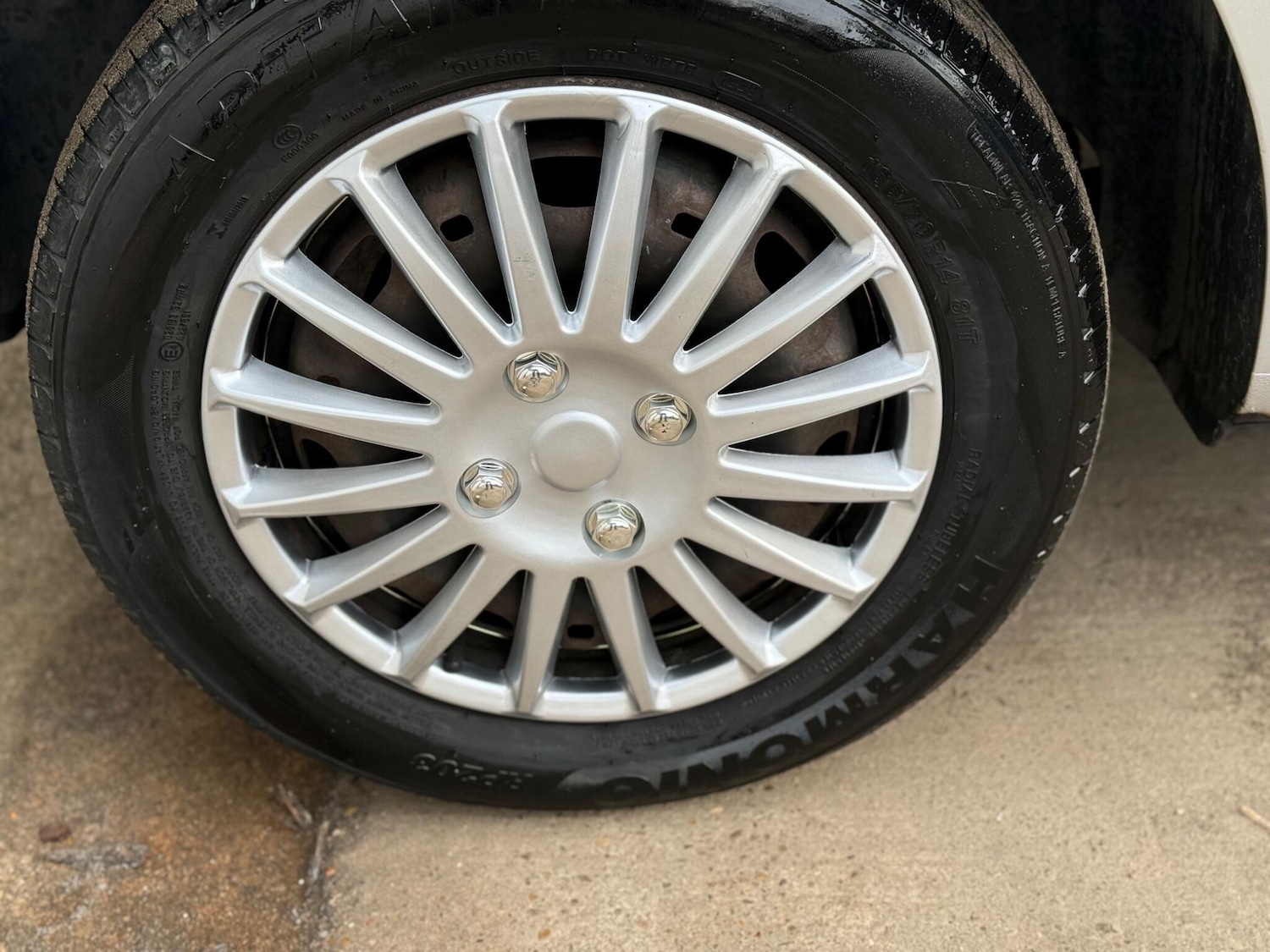 Used Volkswagen Polo 2009 for sale - 77143271: Photo 16