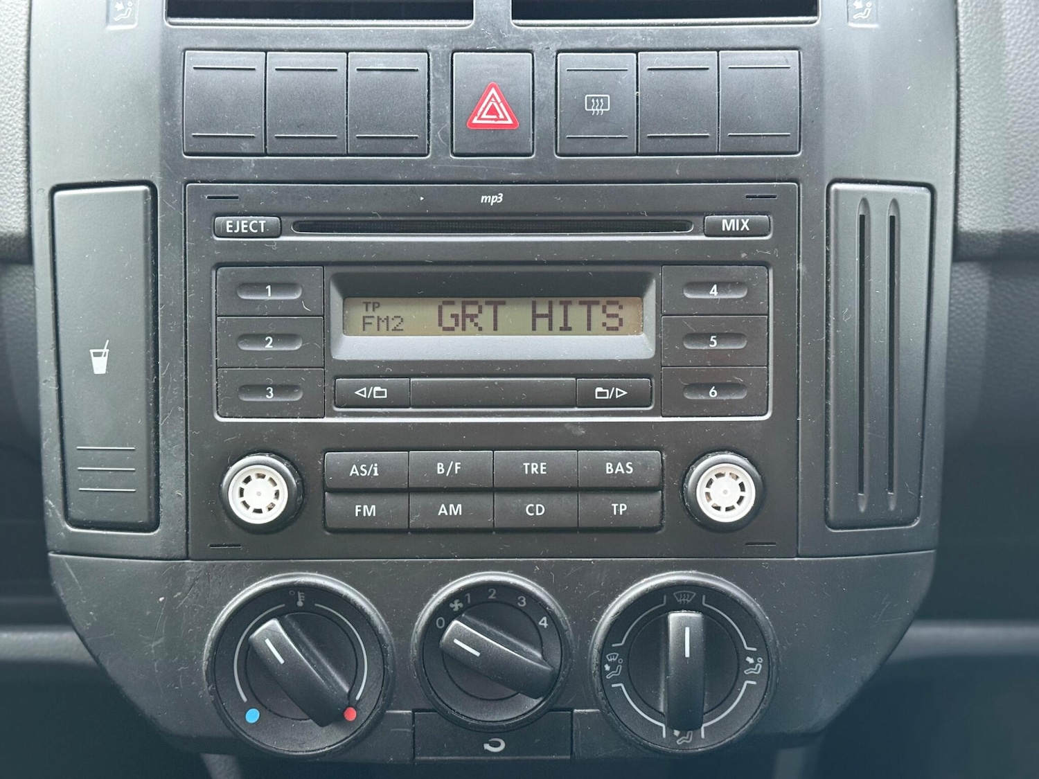 Used Volkswagen Polo 2009 for sale - 77143271: Photo 28