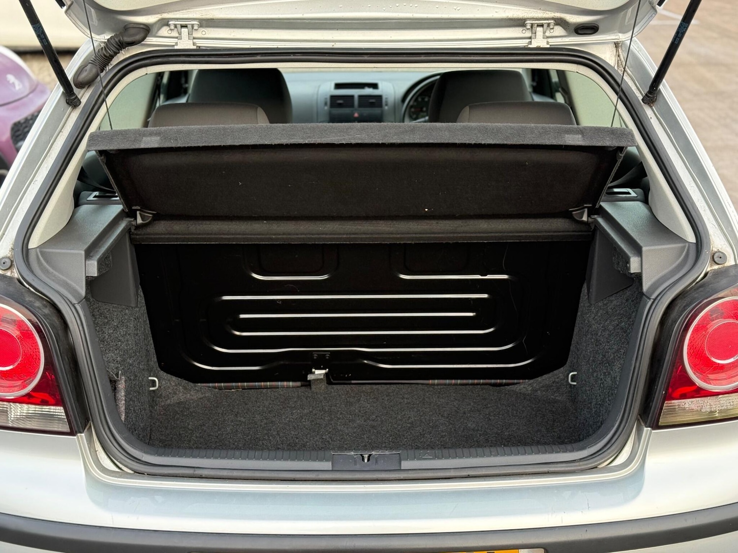 Used Volkswagen Polo 2009 for sale - 77143271: Photo 30