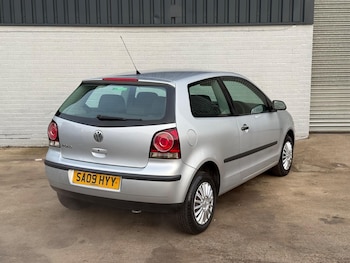 Used Volkswagen Polo 2009 for sale - 77143271: Photo