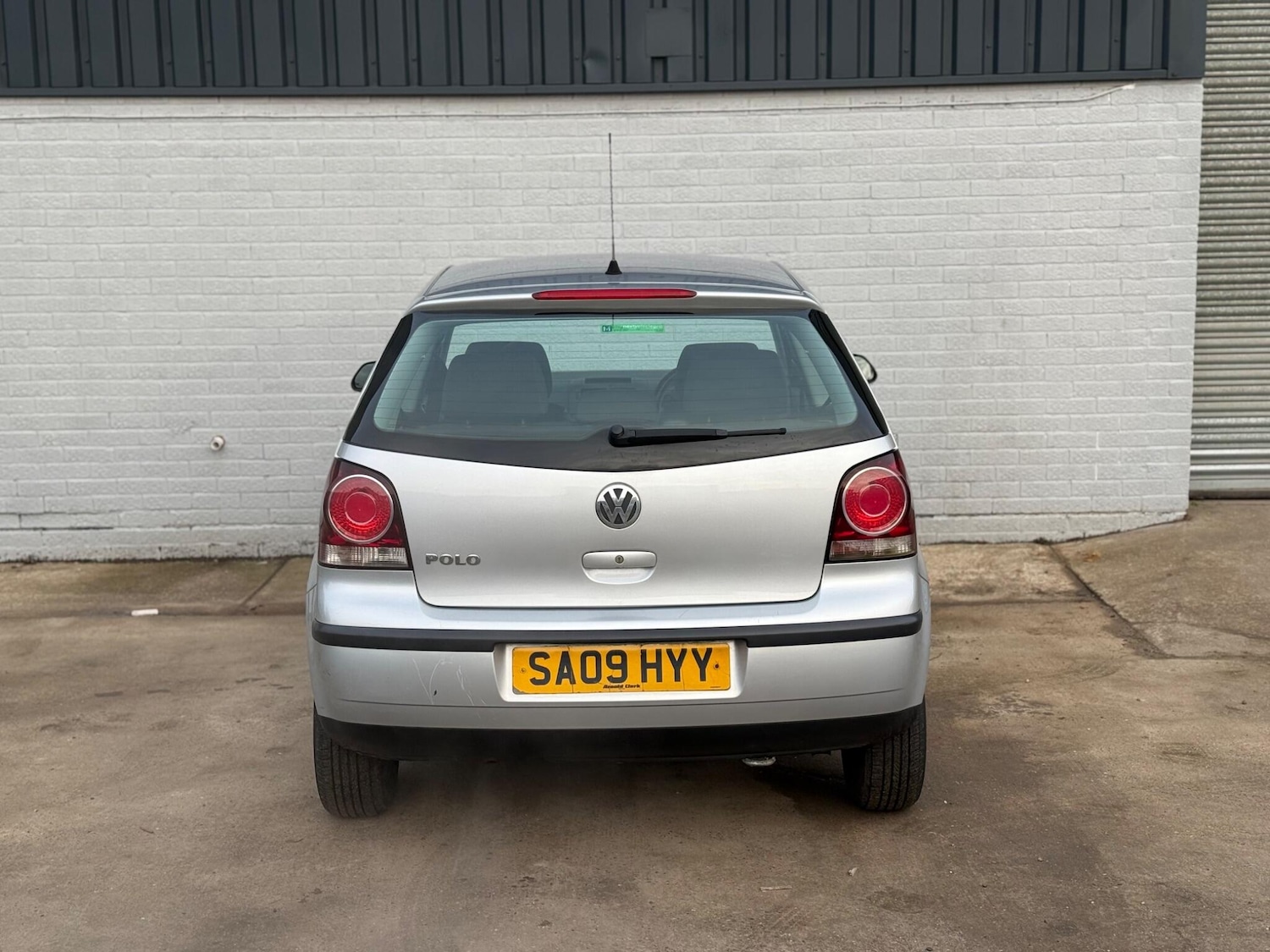 Used Volkswagen Polo 2009 for sale - 77143271: Photo 4