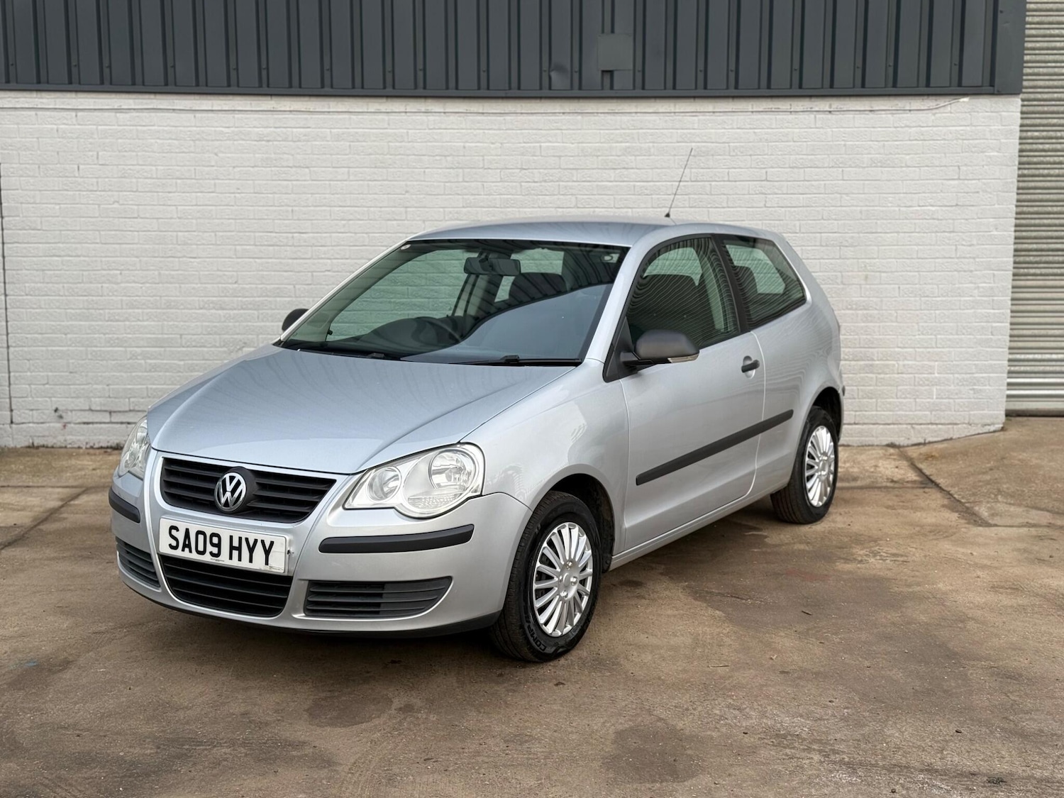 Used Volkswagen Polo 2009 for sale - 77143271: Photo 5