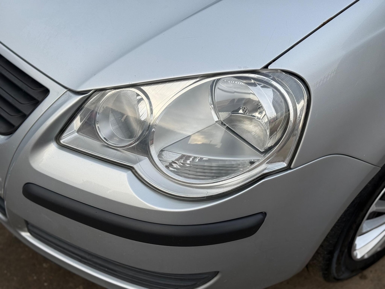 Used Volkswagen Polo 2009 for sale - 77143271: Photo 8