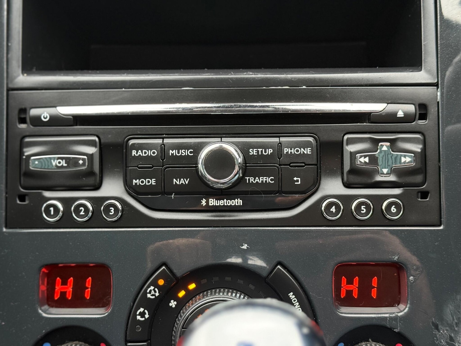 Used Peugeot 3008 2016 for sale - 77440732: Photo 13