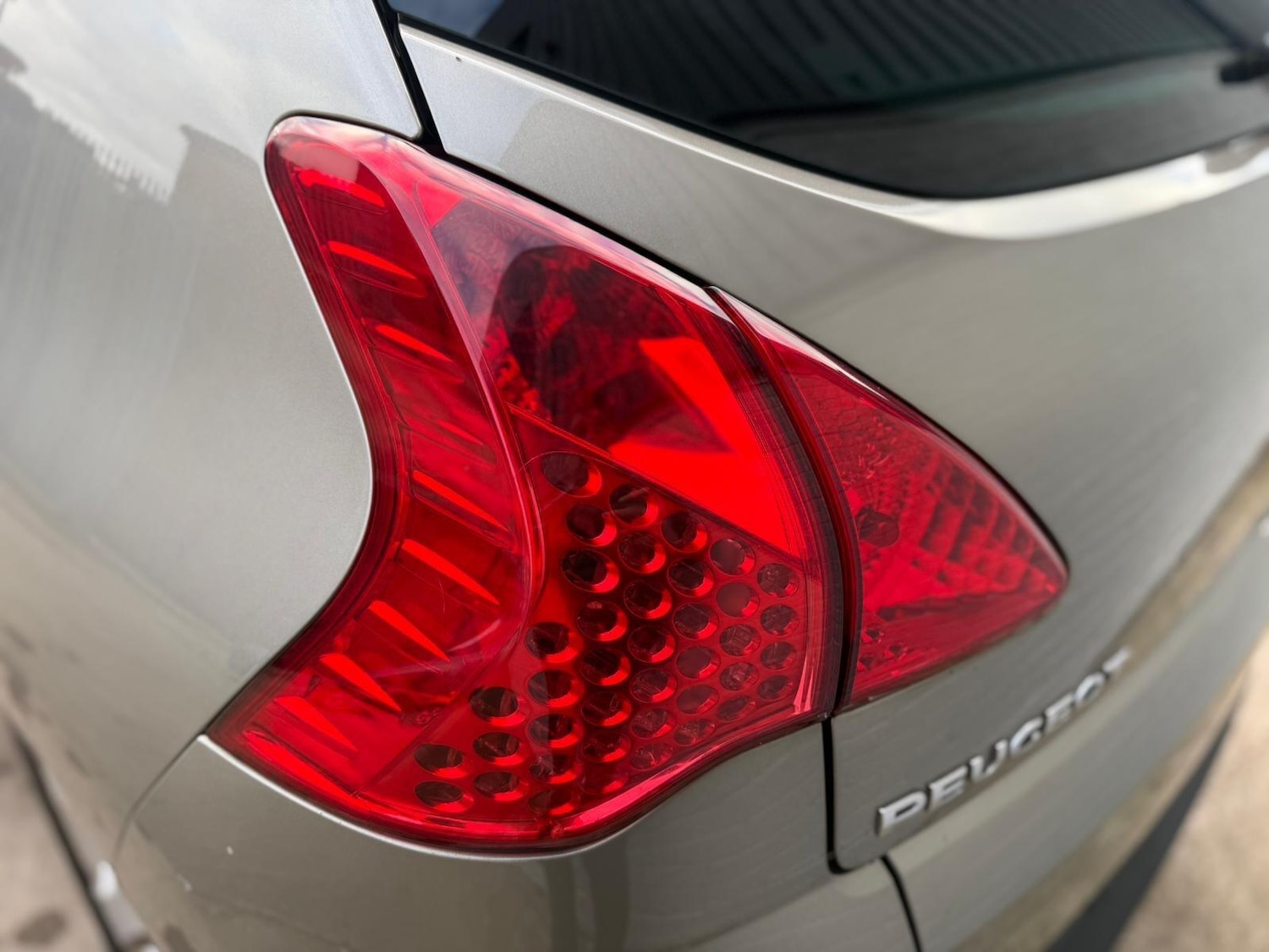 Used Peugeot 3008 2013 for sale - 76913773: Photo 22