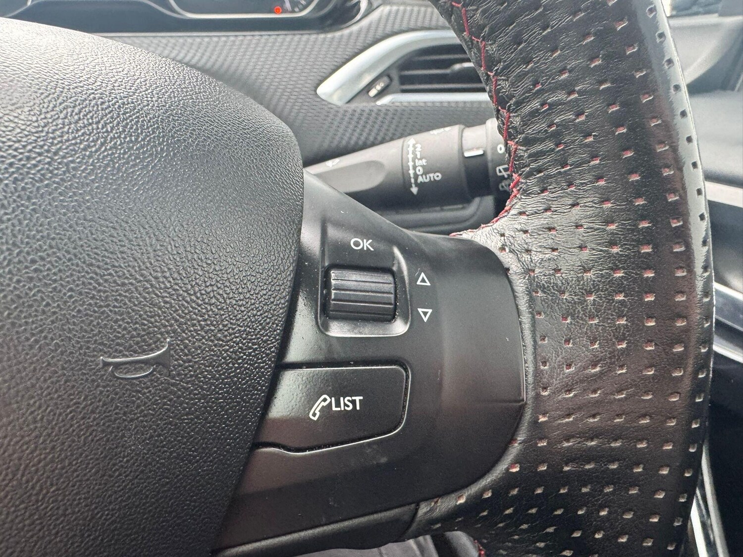 Used Peugeot 2008 2017 for sale - 77909272: Photo 16