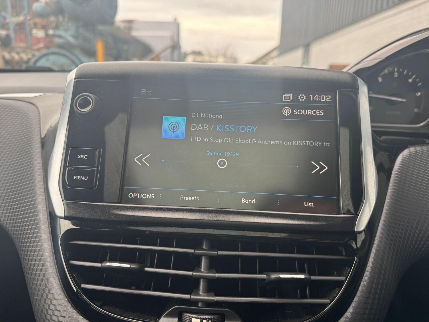 Used Peugeot 2008 2017 for sale - 77909272: Photo 24