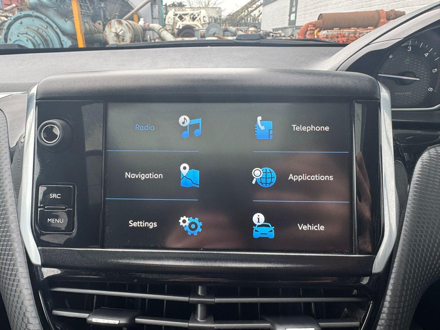 Used Peugeot 2008 2017 for sale - 77909272: Photo 25